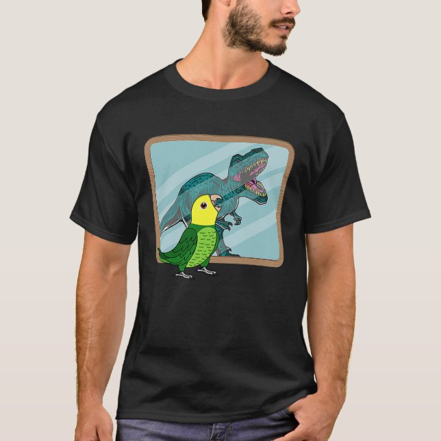 Parrot & Rex Refltion I Dubbla Gult med rubriken A T Shirt (Framsida)