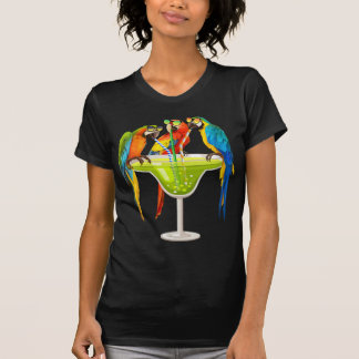 Parrots som dricker Margarita vid sommarvaccinerin T Shirt