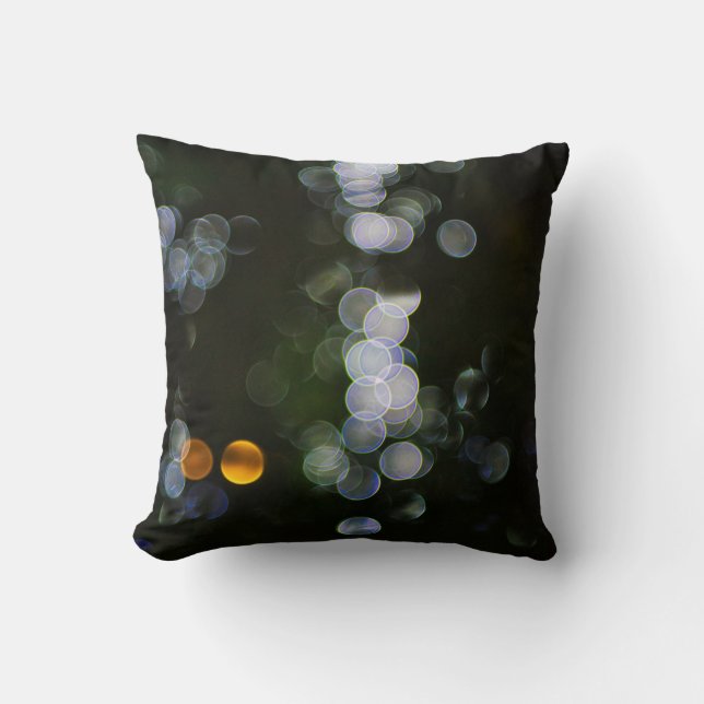 Parti av plastbehållare av färg som tillsatts kudde (Framsida)