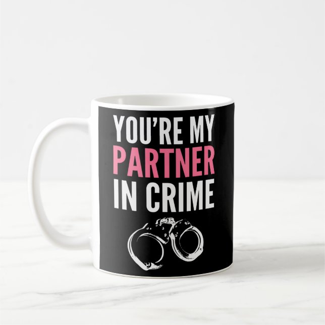Partner i kriminella vänner kaffemugg (Vänster)