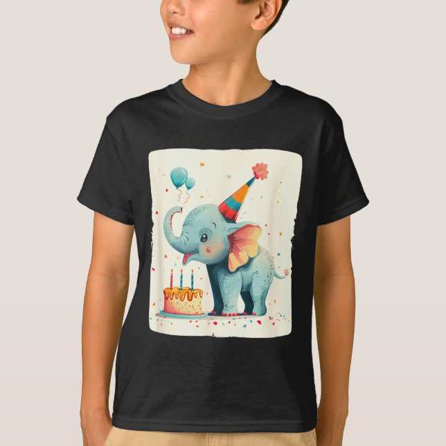 Party Large With This Happy Birthday Elephant Grap T Shirt (Framsida)