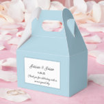 Party Treat Box Presentaskar<br><div class="desc">Partiets favoritruta visas i en elegant blå dimma färg. Anpassa det här objektet och ändra exempeltexten till din egen. Tips! Lägg till dina underbara behandlingar och lägg till lite festligt band.</div>