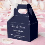 Party Treat Box Presentaskar<br><div class="desc">Partiets faväruta visas i en elegant marin blå färg. Anpassa det här objektet och ändra exempeltexten till din egen. Tips! Lägg till dina underbara behandlingar och lägg till lite festligt band.</div>