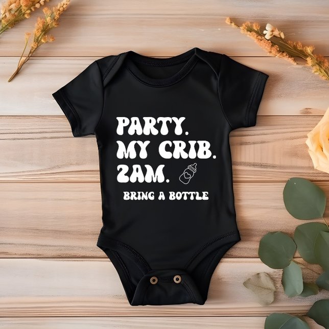 Party vid mitt brott 2.00 | Cute Funny Baby T Shirt (Skapare uppladdad)