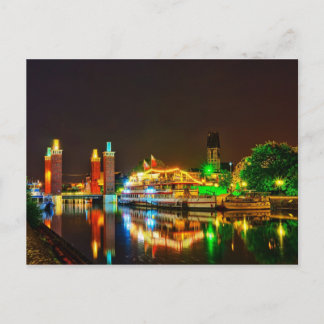 Partyship in night vykort