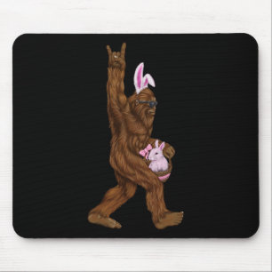 Påsk Bigfoot Bunny i Basket är Roligt för Söndag Musmatta