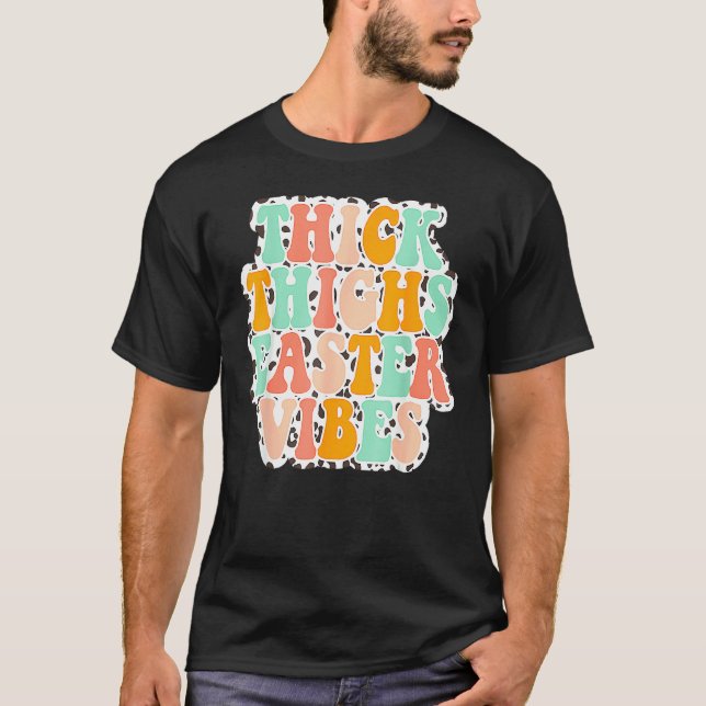 Påsk Nuvarande tjocka Thighs Påsk Vibes Retro Leo T Shirt (Framsida)