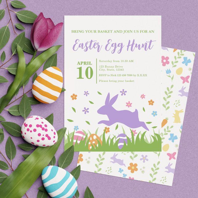 Påskägg för Cute Lila Rabbit Grönt Blommigt  Hunt Inbjudningar (Cute Purple Rabbit Green Floral Easter Egg Hunt Invitation)