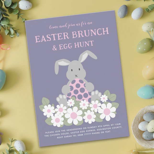 Påskäggsjakt Vårbrunch Söt Kanin Blommig Inbjudningar (Easter egg hunt spring brunch cute bunny daisy floral meadow purple invitation)