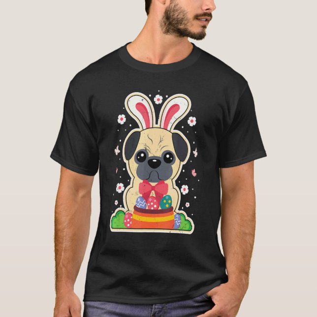 Påskdag Mops Valp Kaninöron Påskkorg Ägg T Shirt (Framsida)