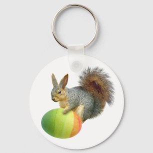 Påskekorre med regnbågeägget Keychain Nyckelring