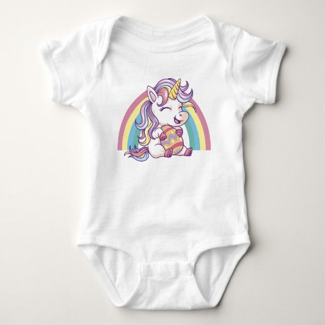 Påskenhörning med regnbågssvall t shirt (Framsida)