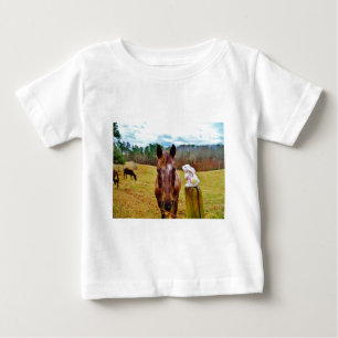 Påskhare och brun häst t shirt