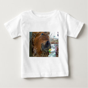Påskhare och brun häst tee shirt