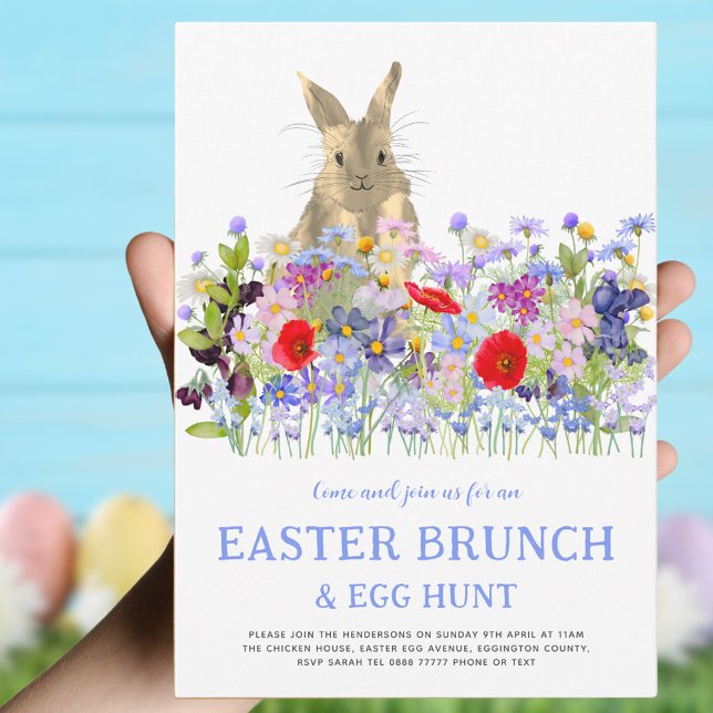 Påskhare och Wildblommor Egg Hunt och Brunch Inbjudningar (Easter brunch and egg hunt invitation with colorful watercolor wildflowers and cute Easter bunny )