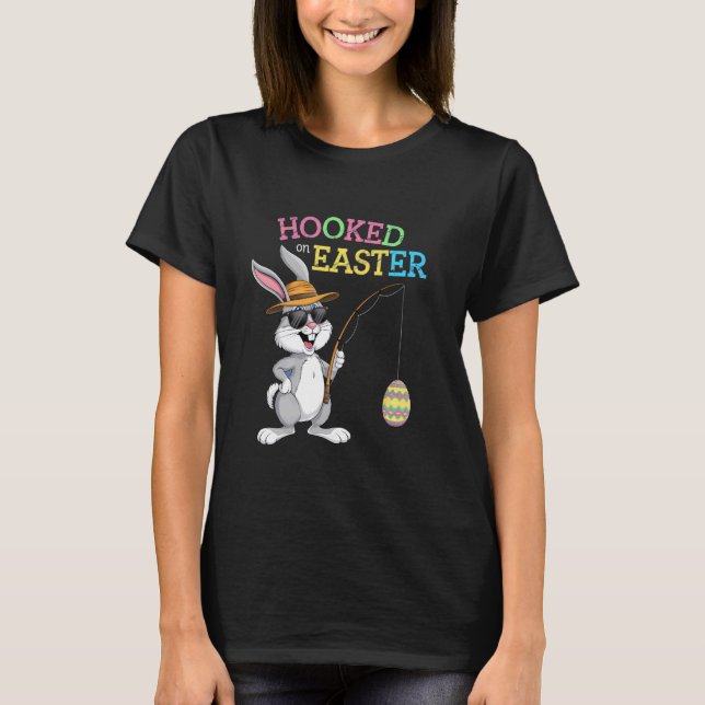 Påskharen fiskar fångar ägg Kul Högtid Påsk T Shirt (Framsida)