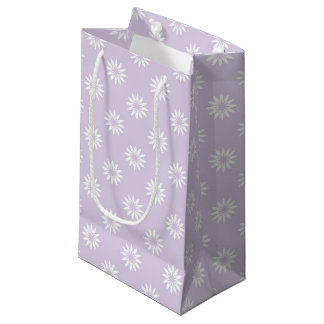 PÅSKLAVENDER MED VITA PRÄSTHATTAR