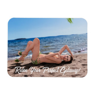 Påsklov Girl Ljuger på Sandy Beach Magnet