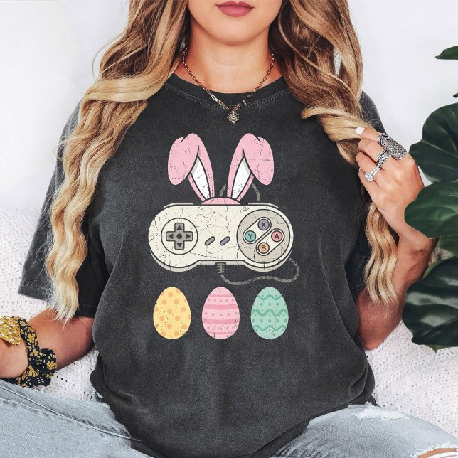 Påskspelarbunny Retro-kontroll & Ägg T Shirt (Skapare uppladdad)