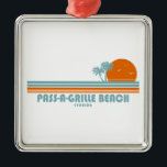 Pass-a-Grille Beach Florida Sol Handflatan Träd Julgransprydnad Metall<br><div class="desc">Avslaxat Pass-a-Grille är känt för Pass-a-Grille Beach,  en stor bit vit sand längs Florida Bukt Kusten.</div>
