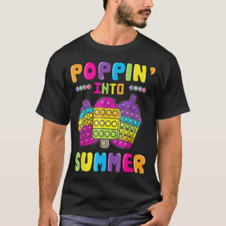 Passa in i sommaruppehållet Den sista dagen för sk T Shirt