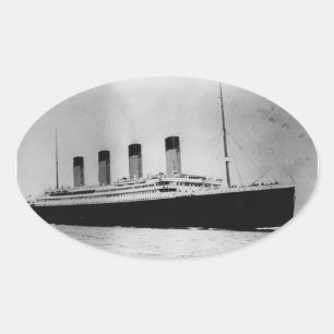 Passagerarstyrfartyg RMS Titanic Ovalt Klistermärke