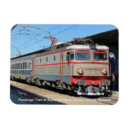 Passagerartåg på Bukarests järnvägsstation på en Magnet
