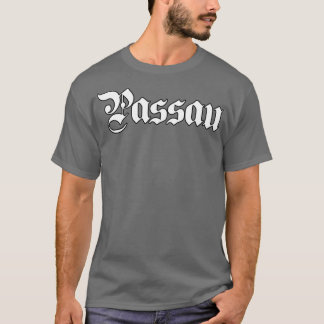 Passau skriven med gotiskt teckensnitt t shirt