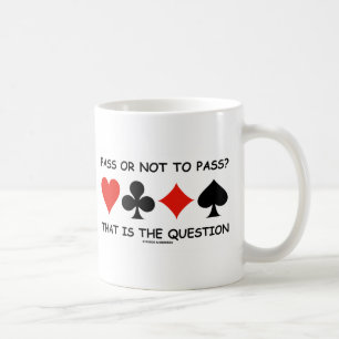 Passera eller att inte passera som är ifrågasät kaffemugg
