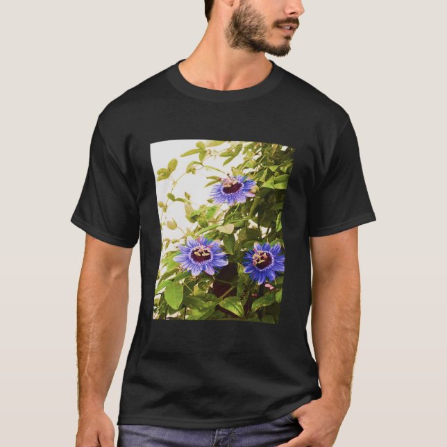 Passion Fruit Flower Classic T-Shirt (Framsida)