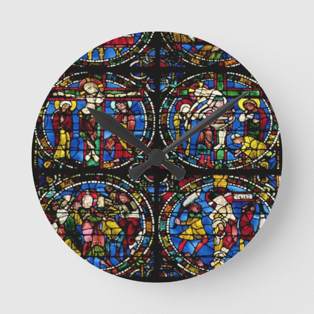 Passionen, lancetfönster i den västra facaden, 12t rund klocka (Framsida)