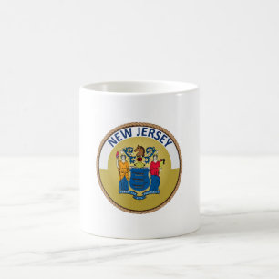 Påstå av nytt - jerseyflagga förseglar kaffemugg