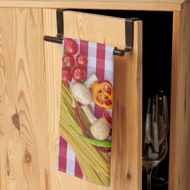Pasta Mushroom Tomato Kitchen Towels Kökshandduk (Thirds Fold)