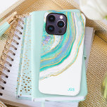 Pastel Aqua och Lila Agate med Monogram<br><div class="desc">Skydda din mobil med en vackert snyggt fodral med en agate stone mönster i trendig feminin pastellakvarium,  lila,  blått och guld. En textmall finns med för att anpassa den med ditt monogram eller annan önskad text. Du kan också ta bort exempelmonogrammet om du vill beställa fodral utan text.</div>