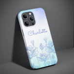 Pastel Blommigt Silhouette Overlay Personlig Namn<br><div class="desc">Pastel Blommigt Silhouette Overlay Personlig Namn iPhone 14 Smart Phone Case har en pastellbakgrund med en blommigt övertäckning med personlig namn i ett calligraphy-skript som skrivs med elegant. Perfektens gåva till jul,  födelsedag,  Mors dag med mera. Designad av ©Evco Studio www.zazzle.com/store/evcostudio</div>