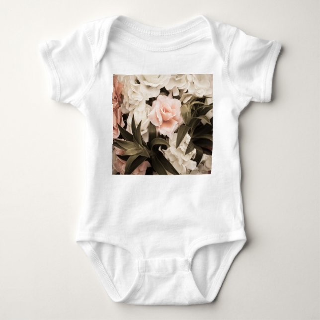 Pastel Blommigt, Vintage: Timless Elegance T Shirt (Framsida)