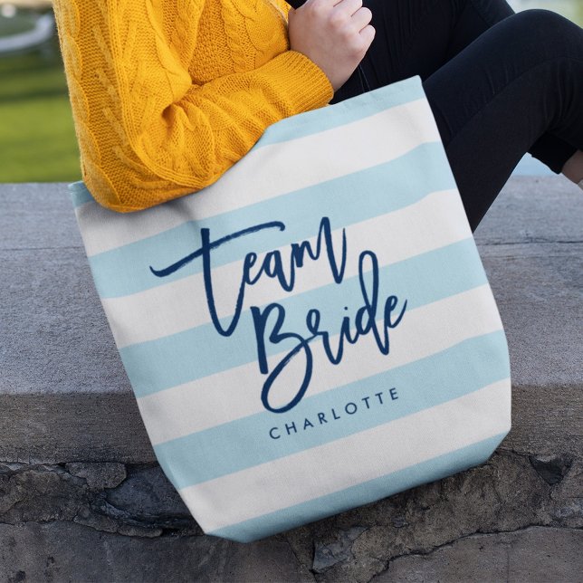 Pastel Blue and White Rand Blue Team Bride Tygkasse (Skapare uppladdad)