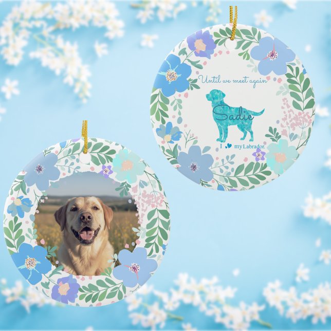 Pastel Blue Floral Labrador Retriever Custom Photo Julgransprydnad Keramik (Skapare uppladdad)