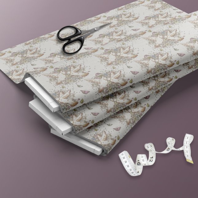 Pastel Doves Blommigt Butterflies Fabric Tyg (Skapare uppladdad)