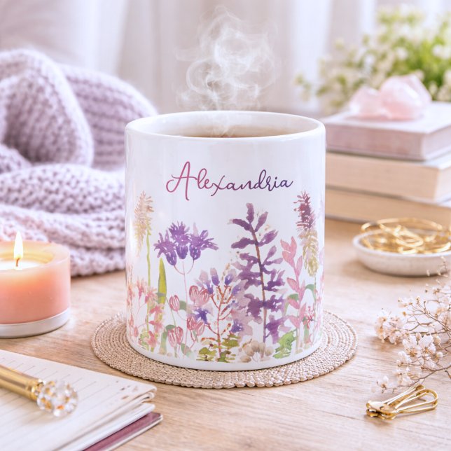 Pastel Fält av Wildblommor Monogram Kaffemugg (Skapare uppladdad)