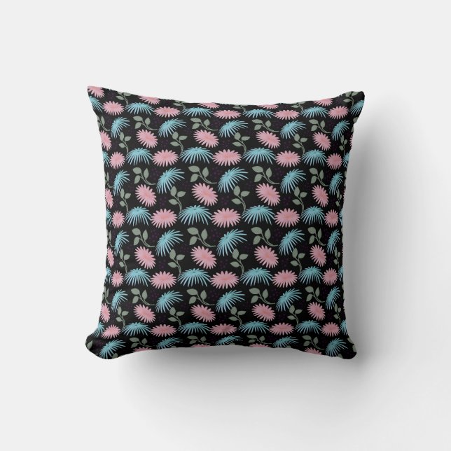 Pastel Floral Pattern on Black Background | Cute D Kudde (Framsida)