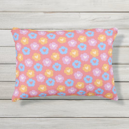 Pastel Flowers accent Pillow Utomhuskudde