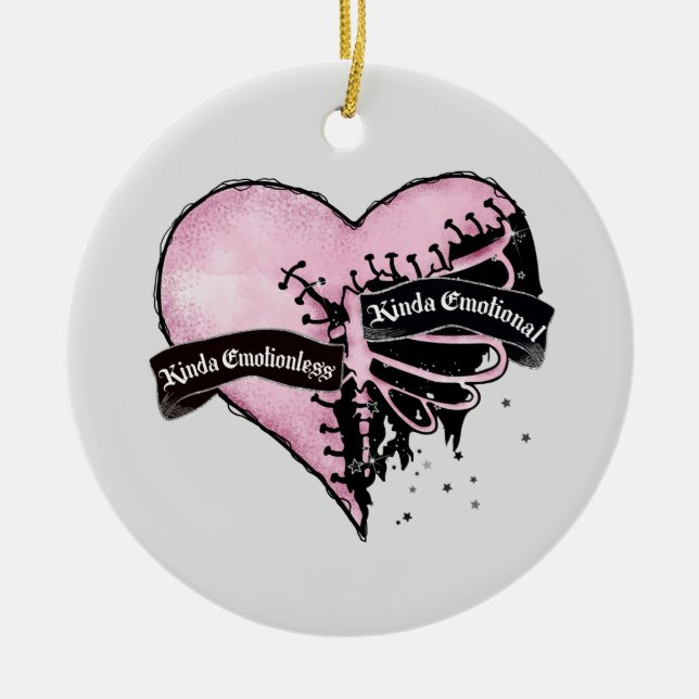 Pastel Goth Heart | Uppsåtlig och känslomässig Julgransprydnad Keramik (Framsidan)
