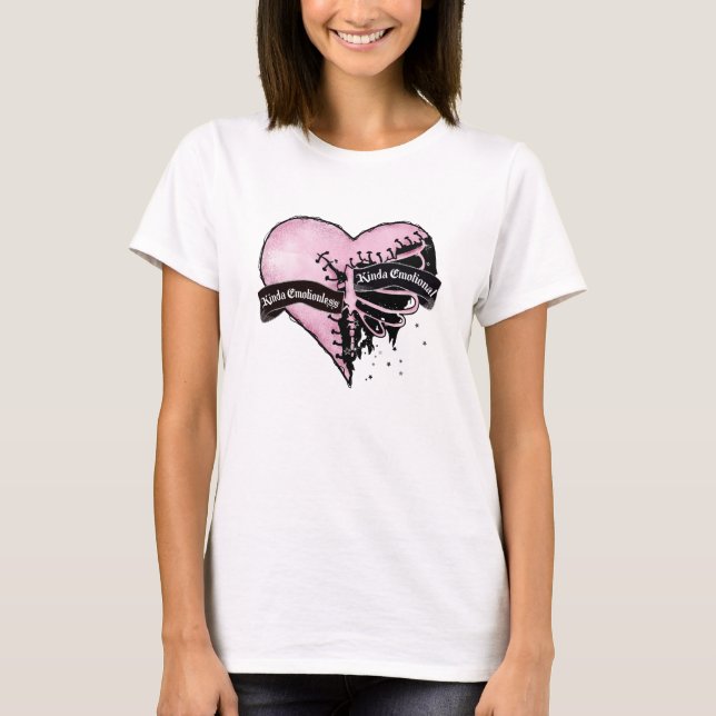 Pastel Goth Heart | Uppsåtlig och känslomässig T Shirt (Framsida)
