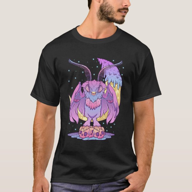 Pastel Goth Kawaii Cryptid Moth Pastel Goth T Shirt (Framsida)