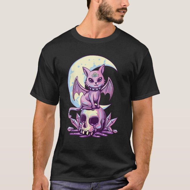 Pastel Goth Wiccan Cat Cute Creepy Witchy Cat and  T Shirt (Framsida)