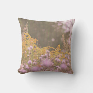 Pastel Meadow Vild Flowers Nature Pillow Cushion Kudde