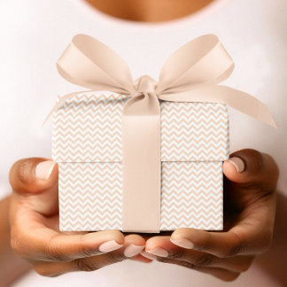 Pastel Orange & White Chevron Rand Baby Shower Presentpapper