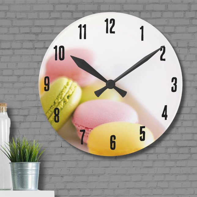 Pastel Pastry Chef Fransk Macaron Rund Klocka (Cute Colorful Pastry Pastel French Macaron Cookie Round Clock)
