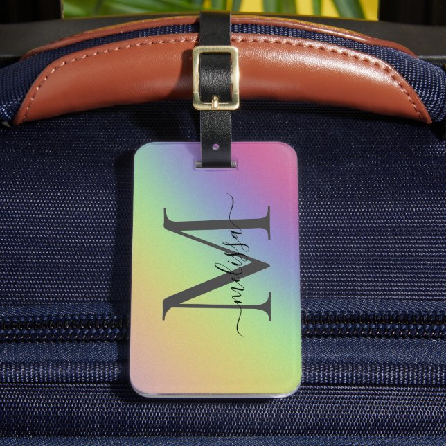 Pastel Rainbow monogram Namn Bagagebricka (Framsida Insitu 2)